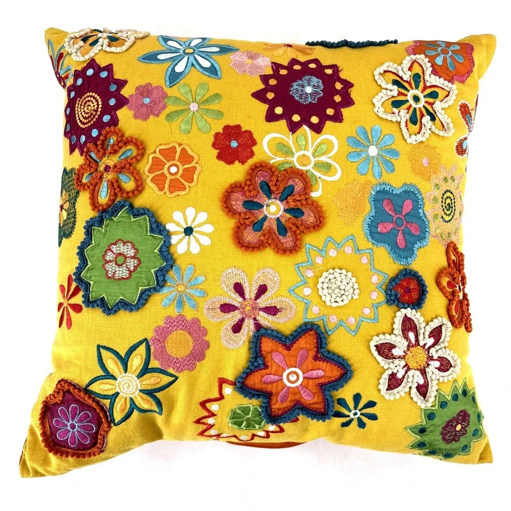 Pier 1 Set of 2 Decorative Floral Throw Pillows 15